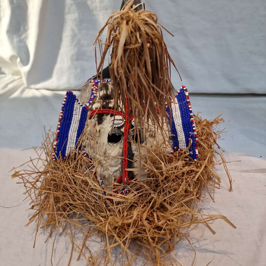 authentic-african-tribal-mask-handwoven-straw