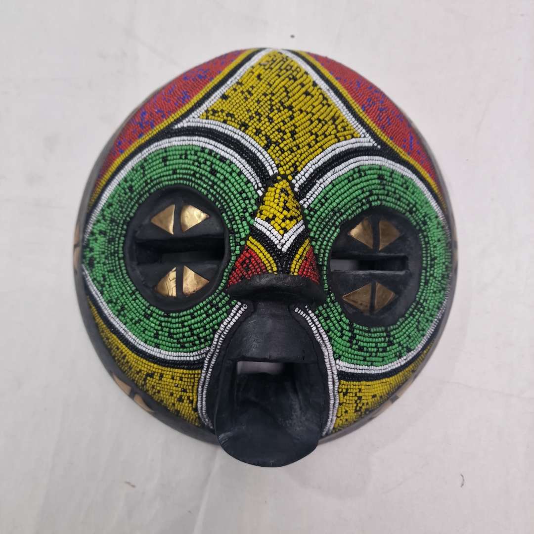 Colorful African Tribal Mask for Home Decoration