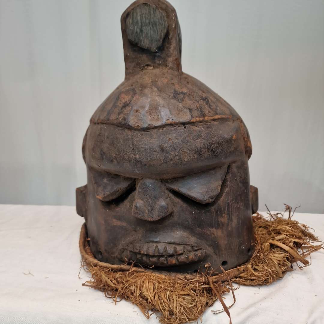 authentic-african-tribal-mask-hand-carved-wood-art