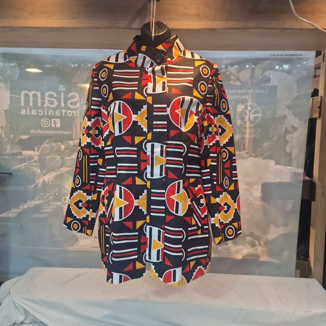 unique-multicolor-geometric-jacket-trendy-fashion