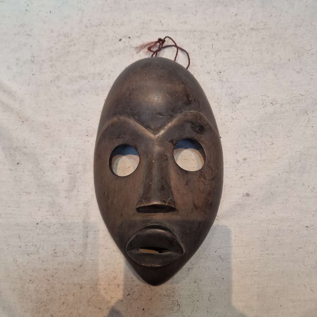 authentic-african-mask-for-collectors