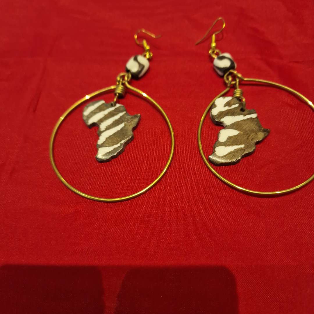 zebra-print-hoop-earrings