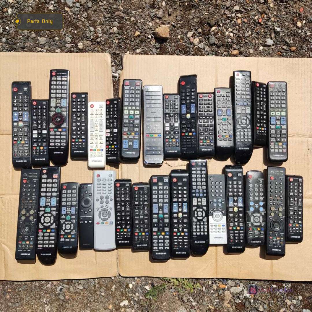 job-lot-30-samsung-remote-controls-mixed-models-tv-remote-controllers-untested